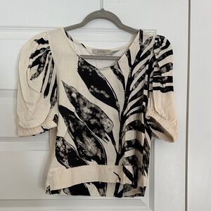 Astrid Beige and Black Botanical Linen Puff-Sleeve Top